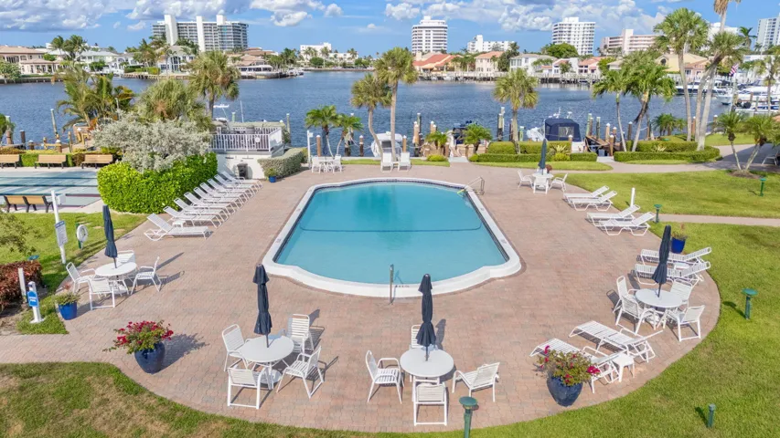 29-web-or-mls-951 Spanish Cir apt 346 De