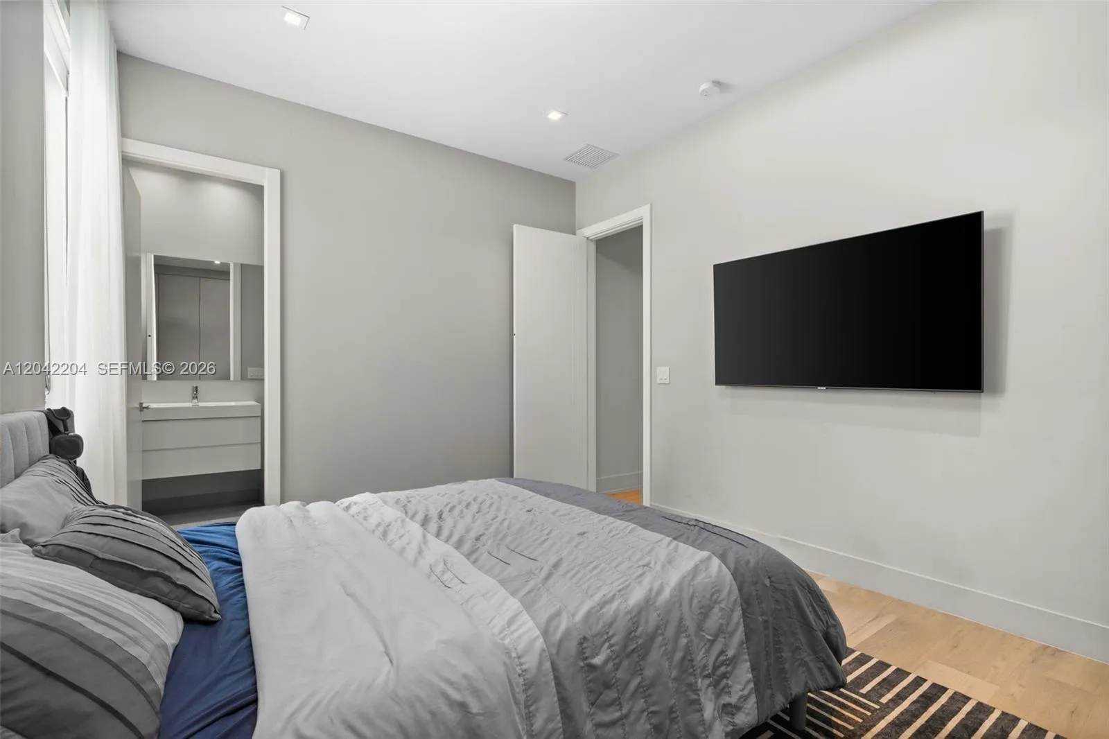 Property photo 42