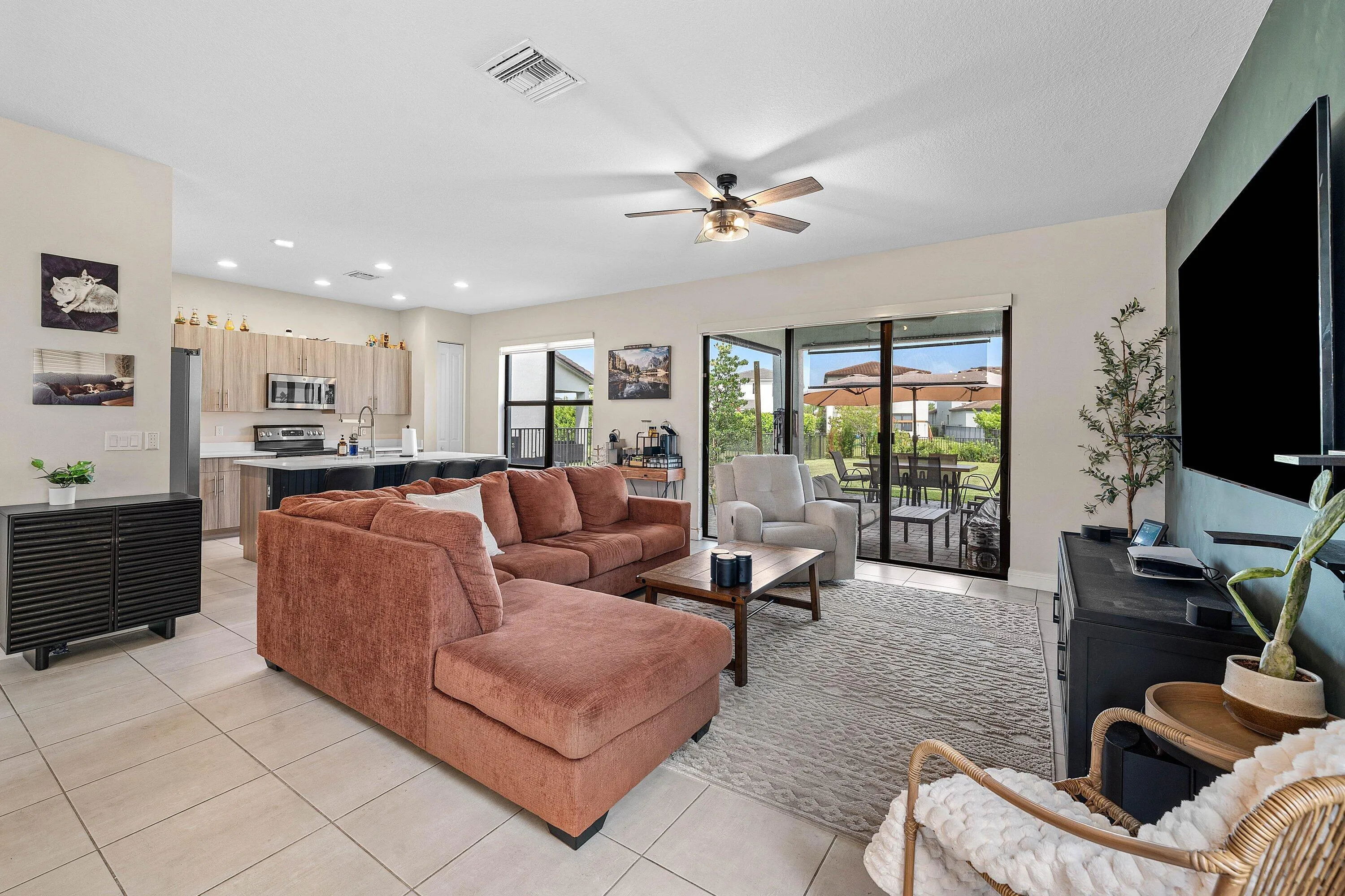 009-4895SandDollarDrive-Westlake-FL-3347
