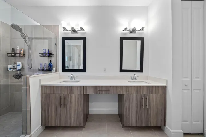 017-4895SandDollarDrive-Westlake-FL-3347