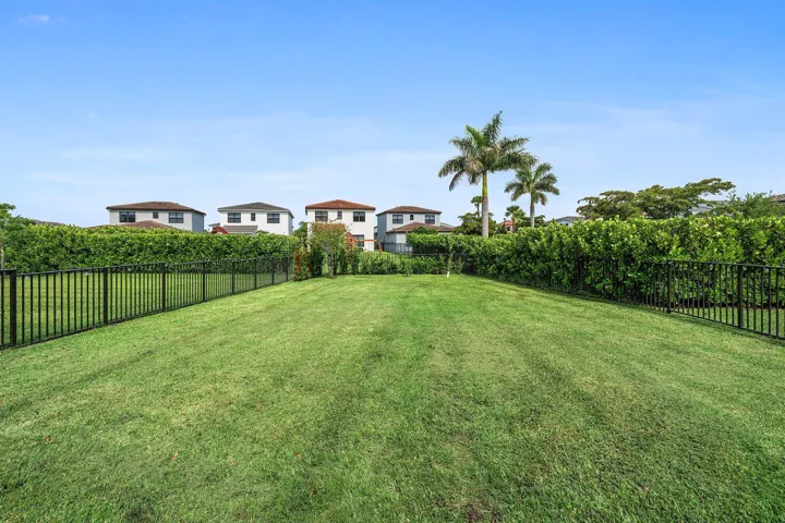 027-4895SandDollarDrive-Westlake-FL-3347