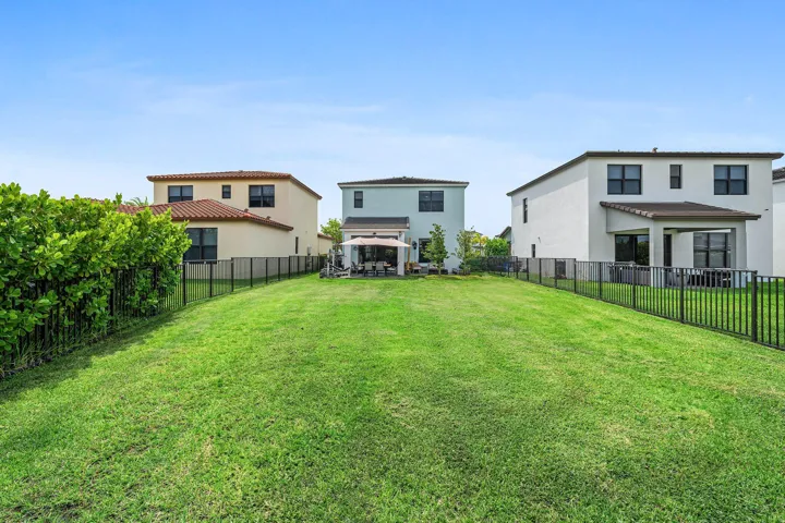 028-4895SandDollarDrive-Westlake-FL-3347