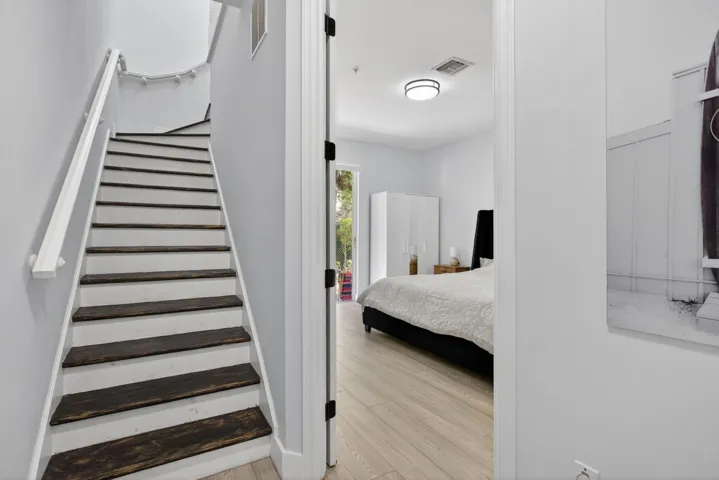 21-web-or-mls-2457-3148