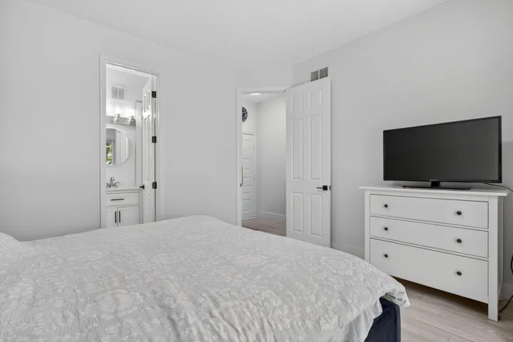 16-web-or-mls-2457-3121