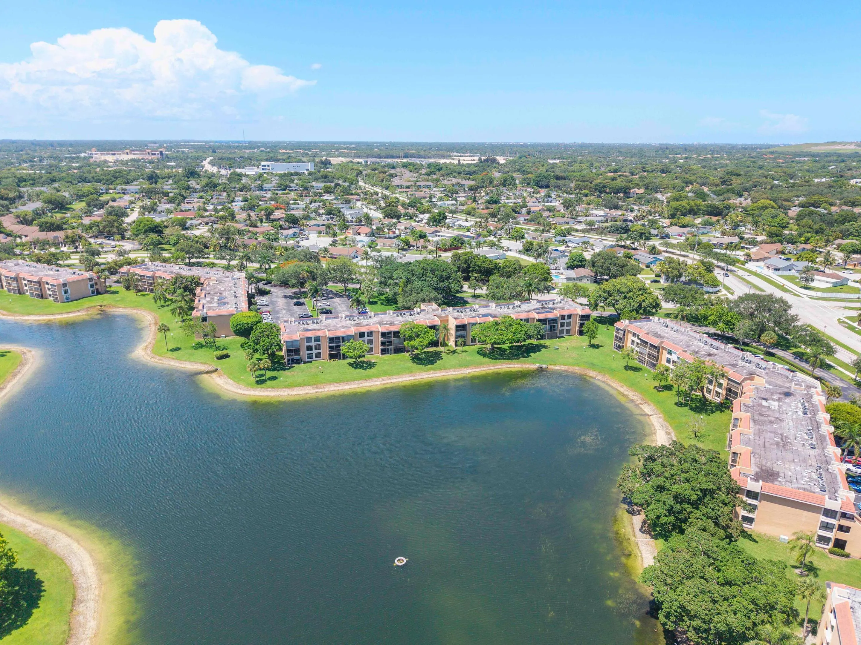 5828 Coral Lake Dr u304_024