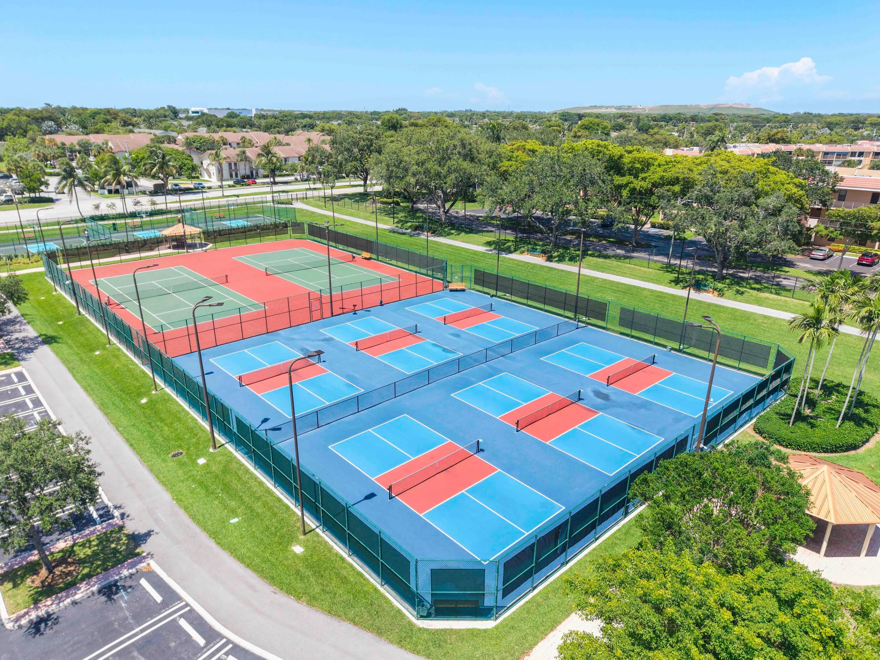 5828 Coral Lake Dr u304_008