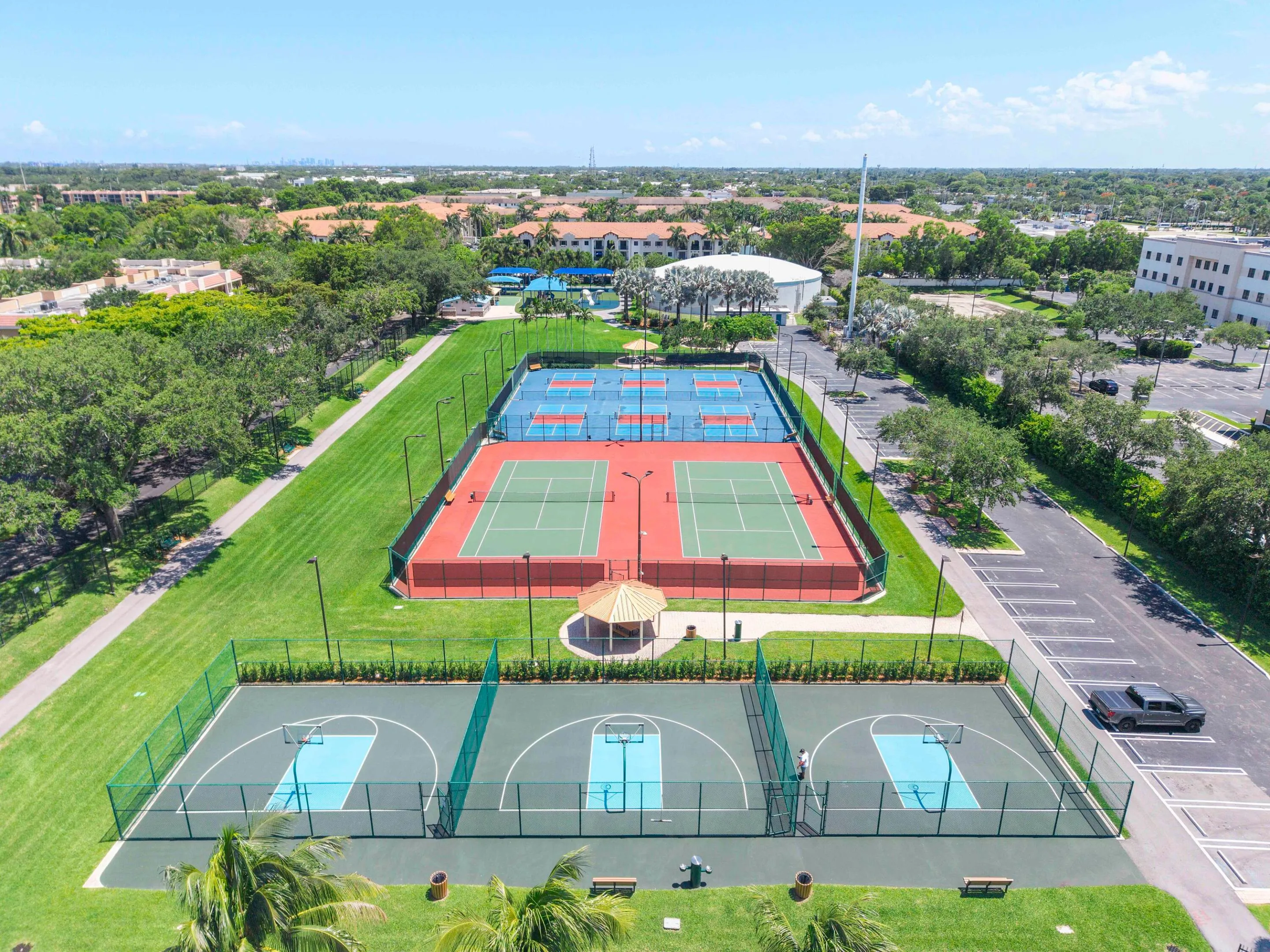5828 Coral Lake Dr u304_006