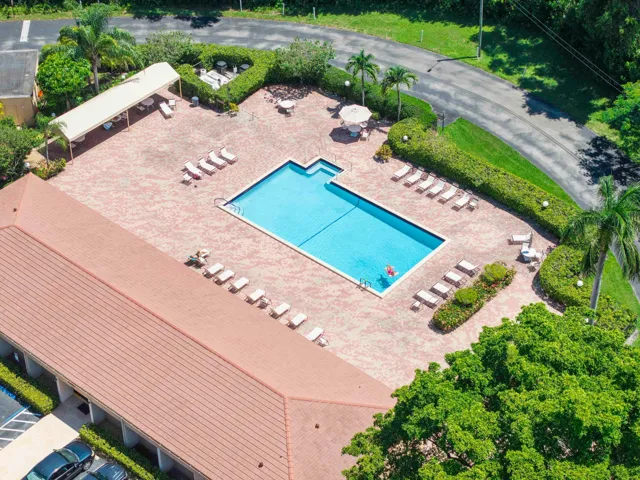 5828 Coral Lake Dr u304_026