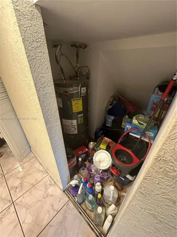 Kitchen Pantry
