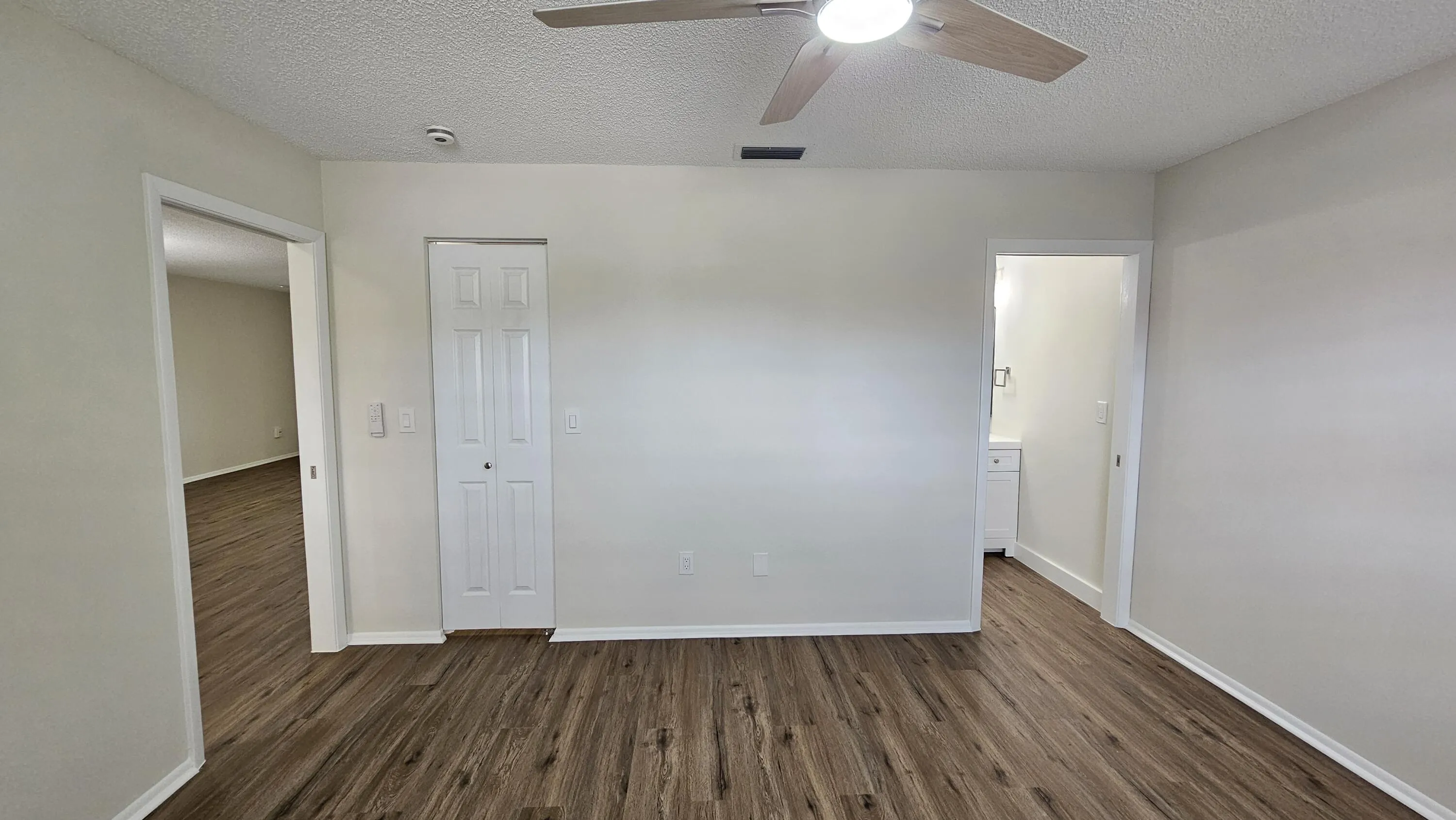 Bedroom 1 (3)