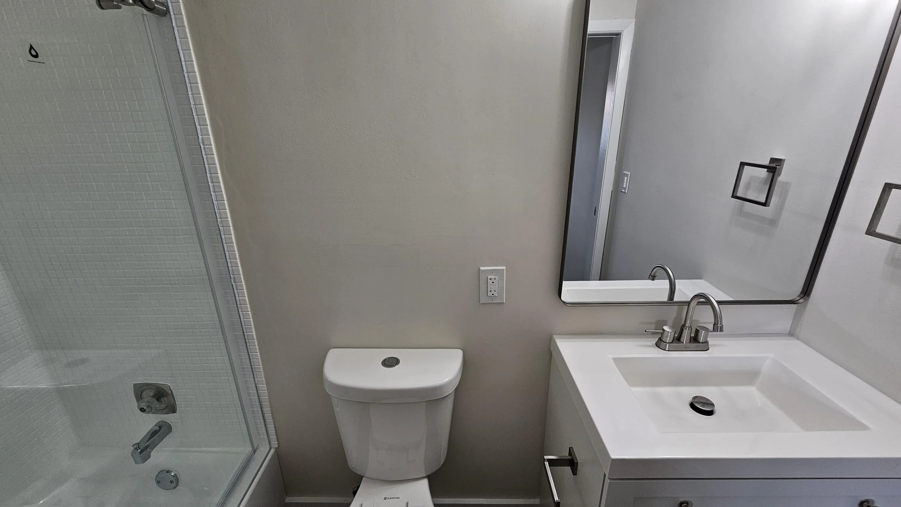 Bathroom 1 (2)