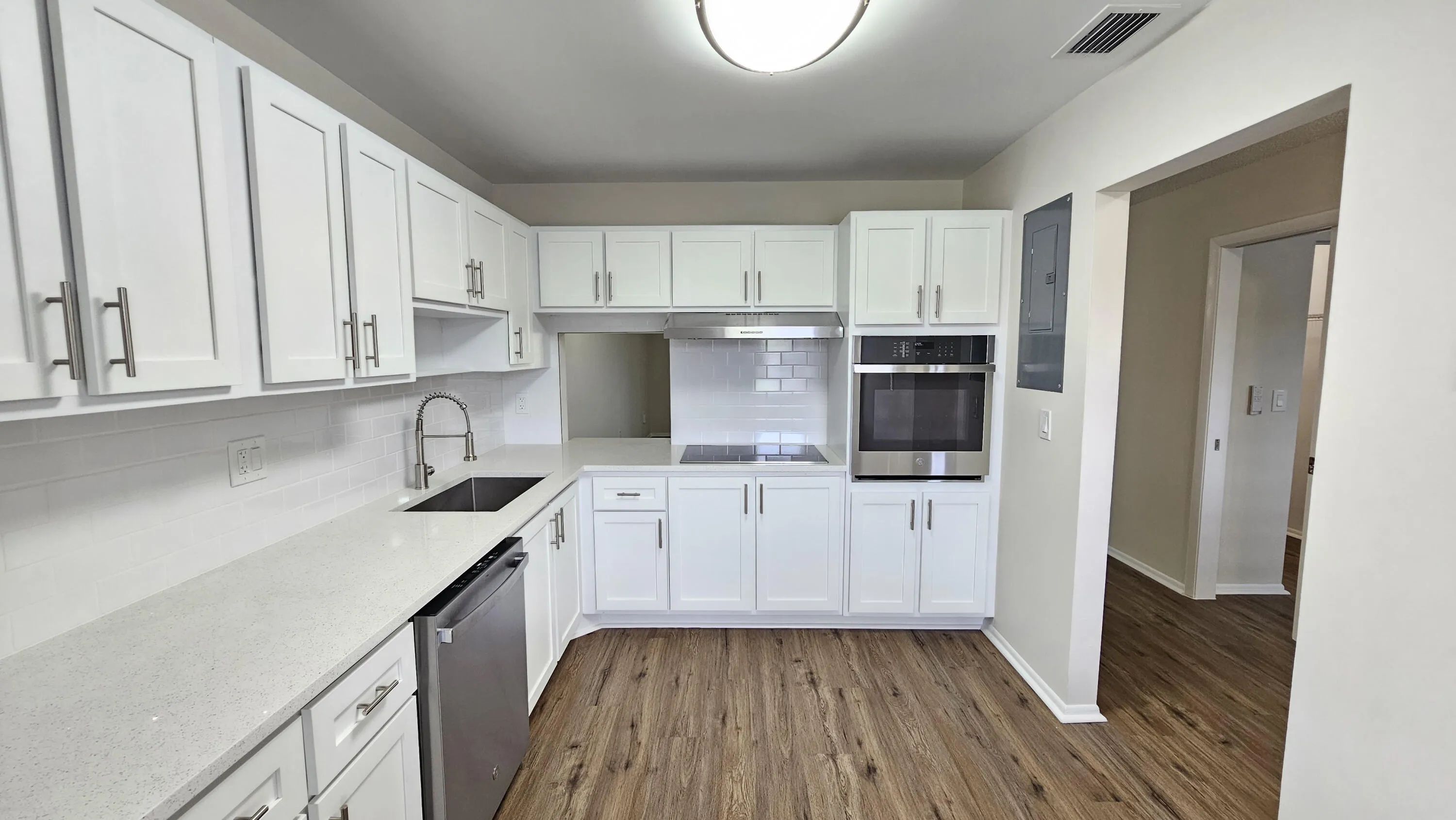 Kitchen (2)