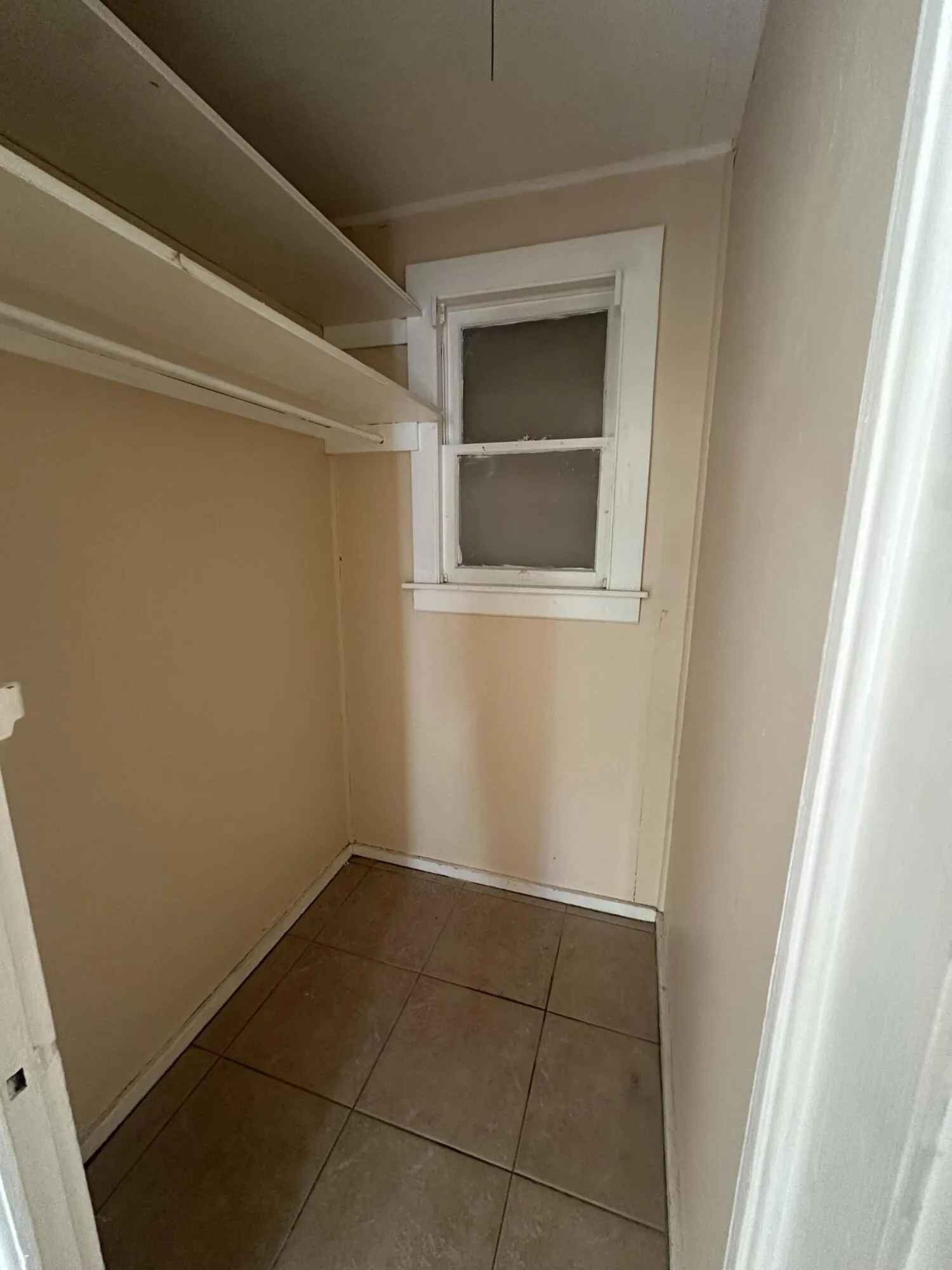 MASTER CLOSET