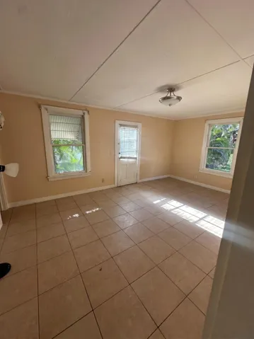 MASTER ROOM WITH DOORWAY