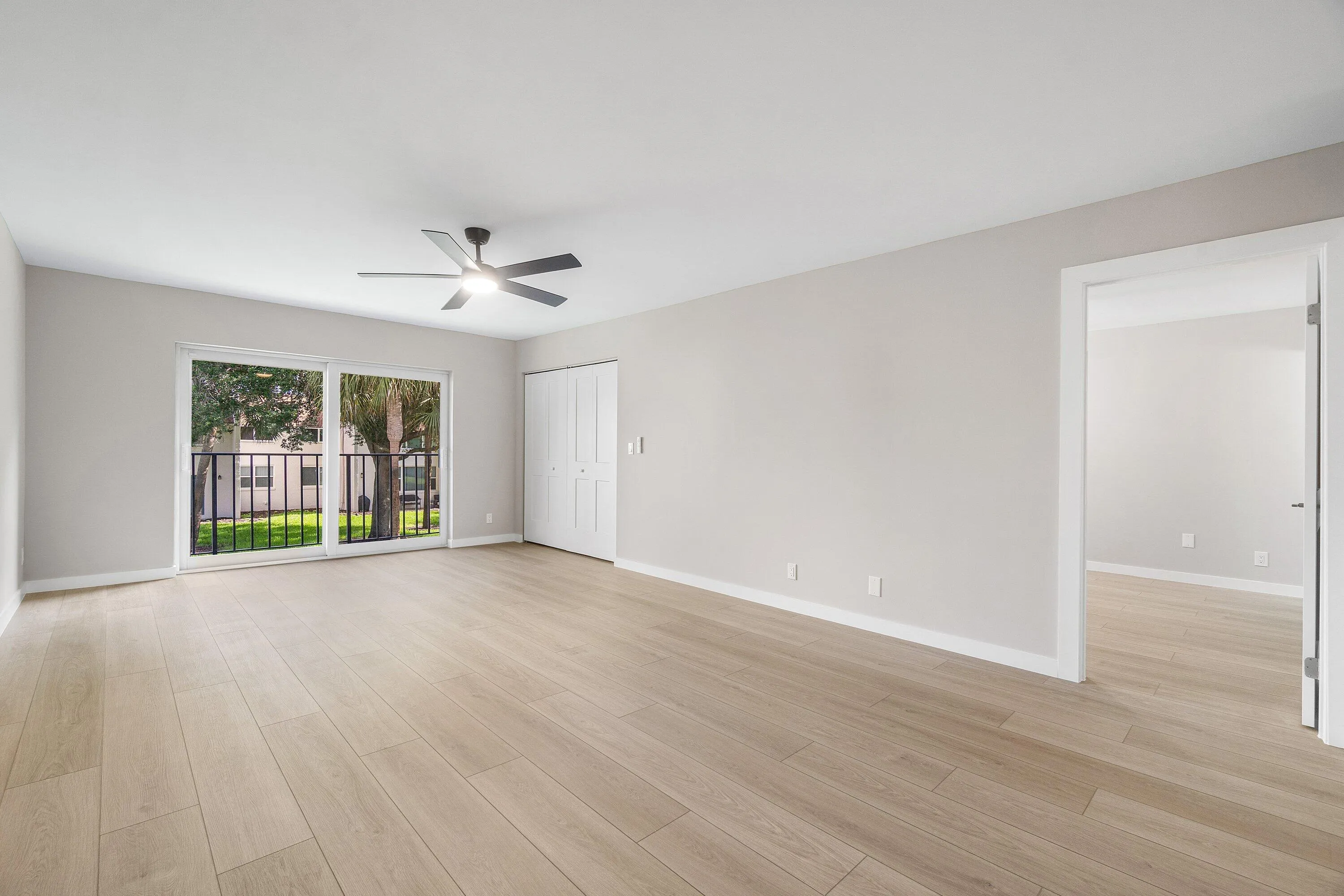 011-2905Southwest22ndAvenue-202-DelrayBe