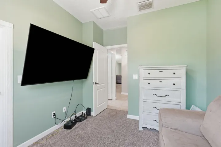 22-web-or-mls-2551_Creekside_Dr_023