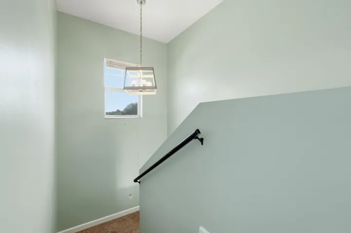 12-web-or-mls-2551_Creekside_Dr_012