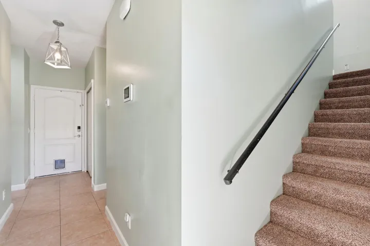 25-web-or-mls-2551_Creekside_Dr_026