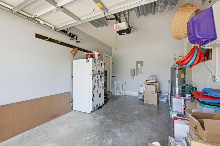 39-web-or-mls-2551_Creekside_Dr_040