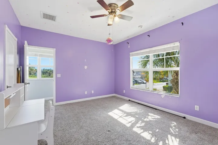 2-web-or-mls-2551_Creekside_Dr_002