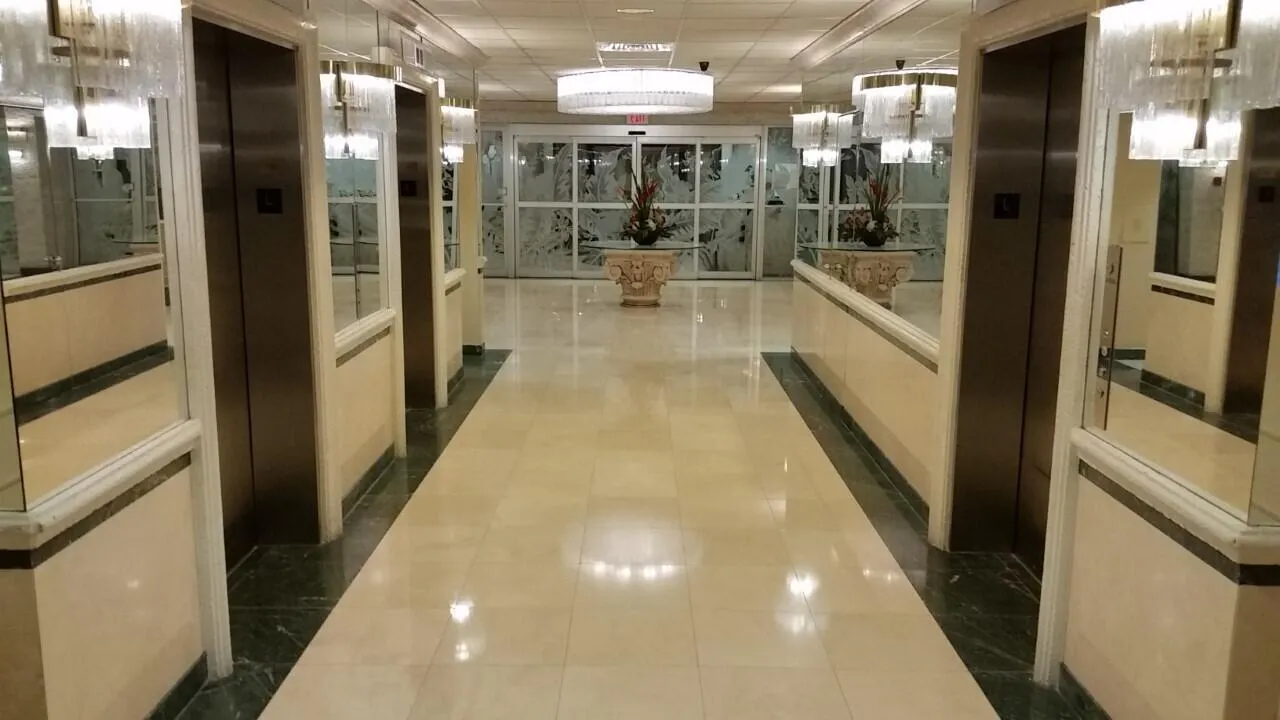 PDMBUILDINGLOBBY