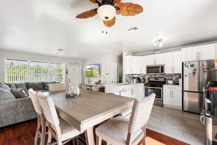 Kitchen/Dining