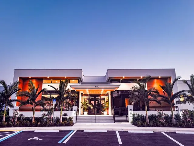 Tennis Center
