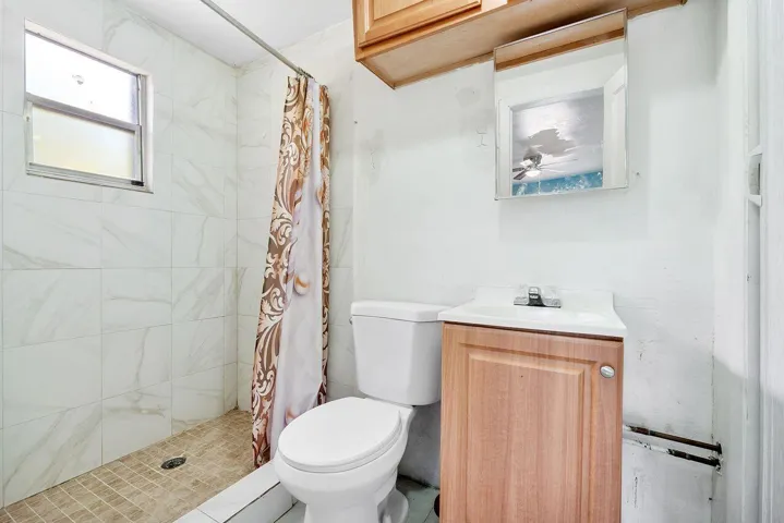 Bathroom Studio
