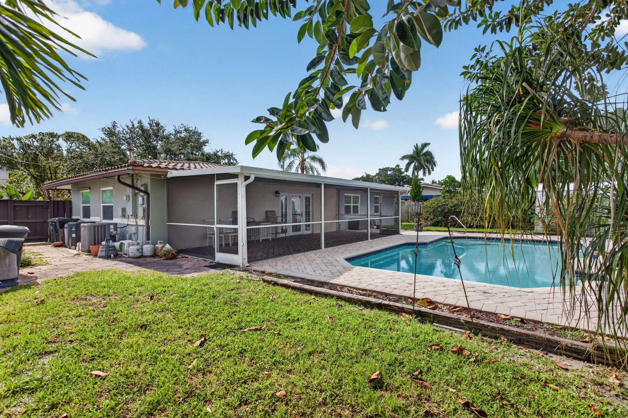 30-web-or-mls-4931-2966