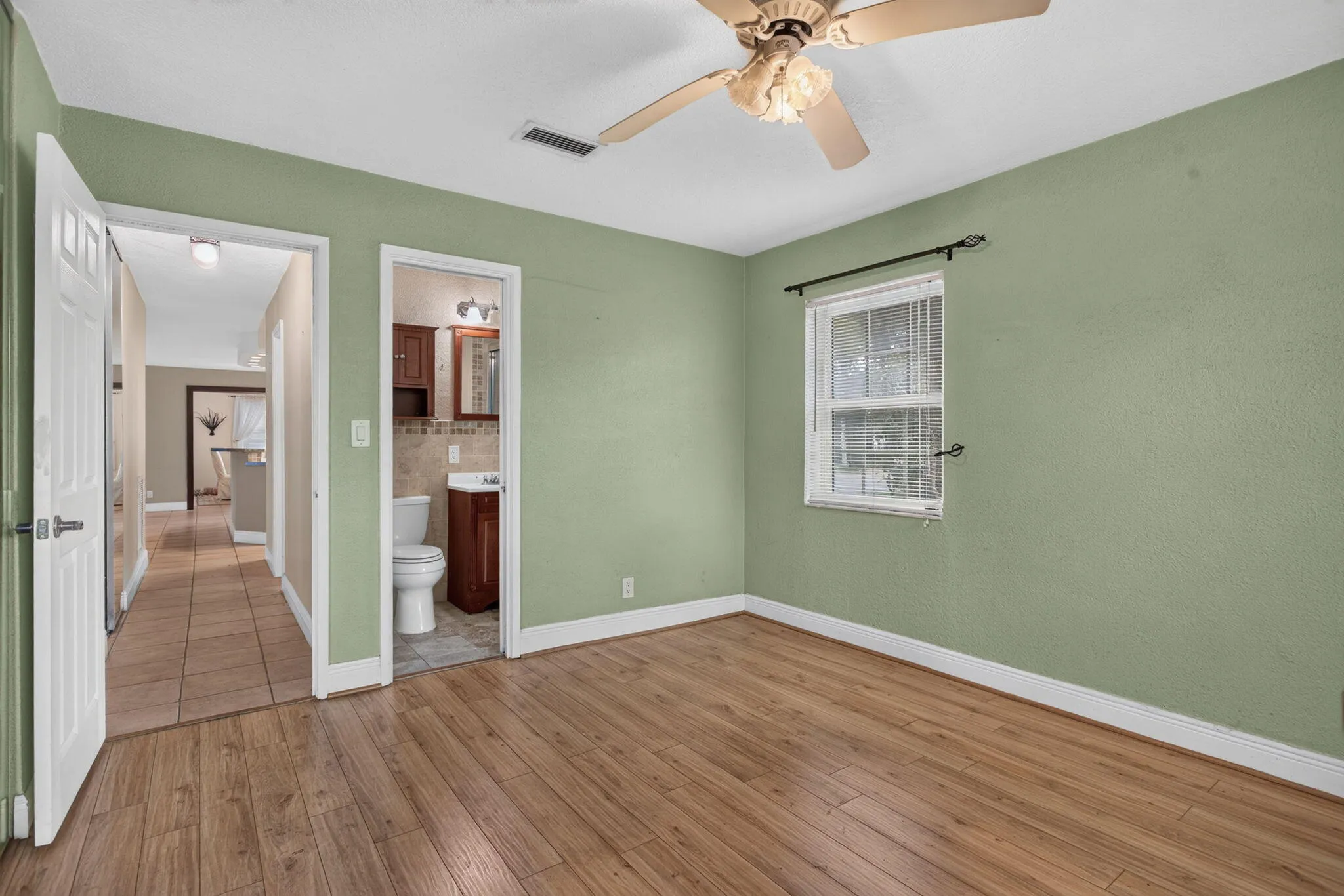 22-web-or-mls-4931-2892
