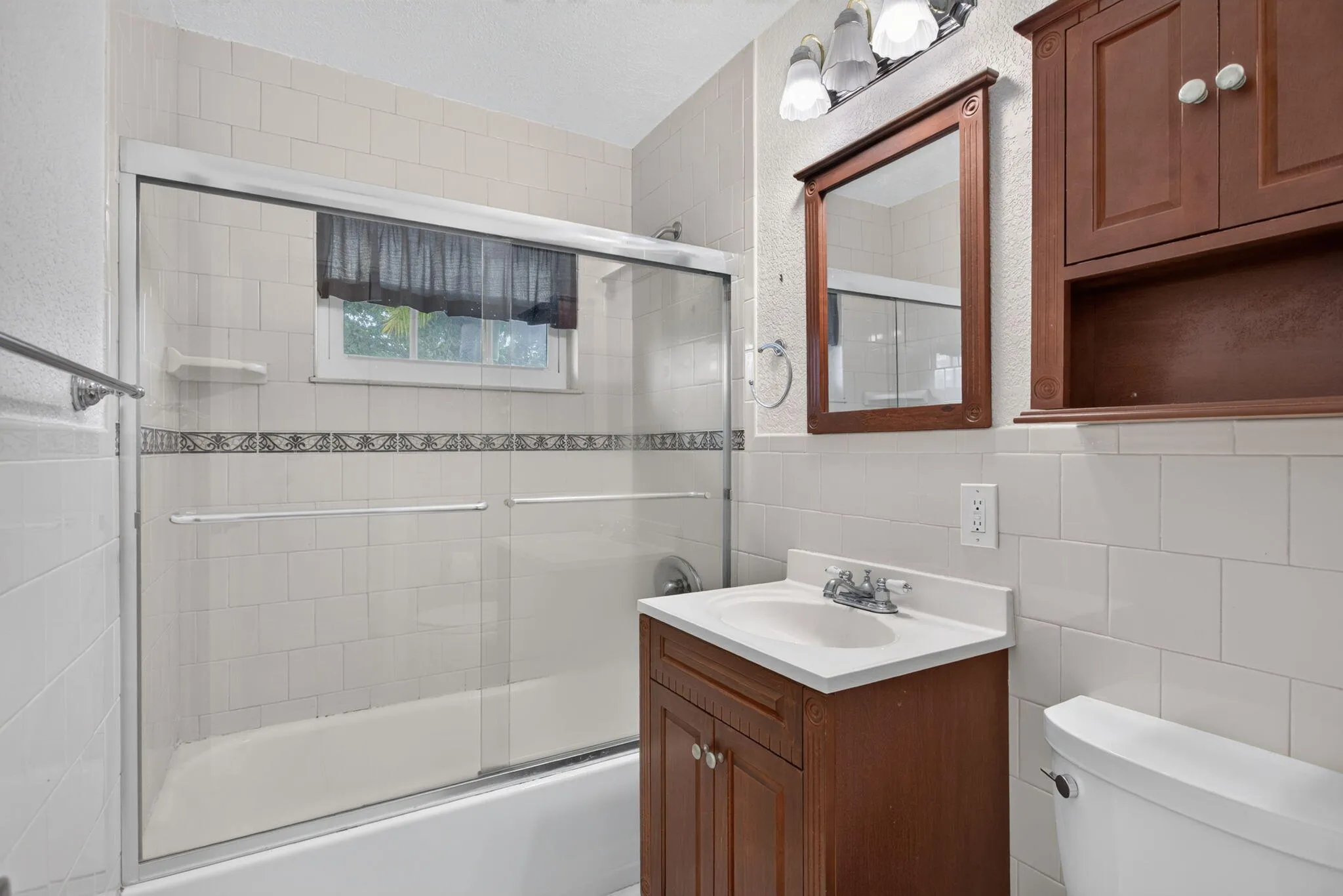 19-web-or-mls-4931-2876
