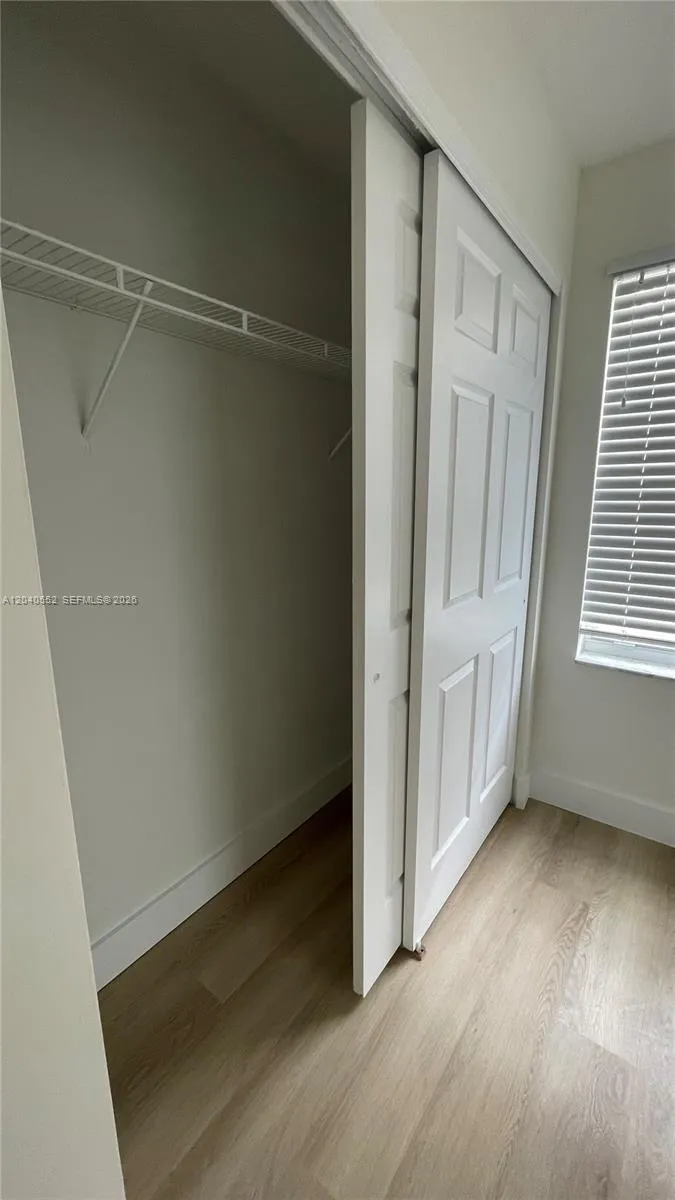 Bedroom 4 - Closet
