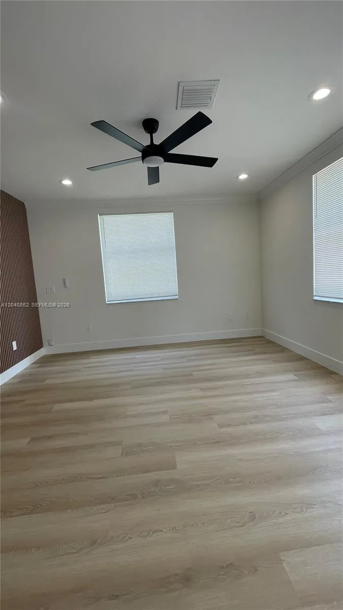 Florida/Dining Area