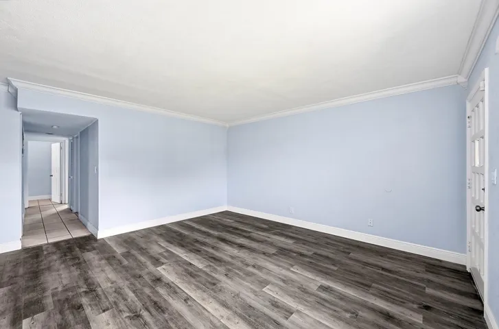 06_living room