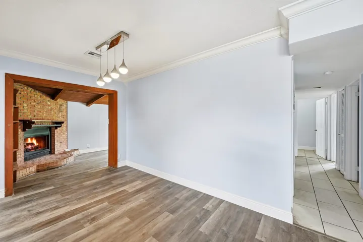 08_dining area