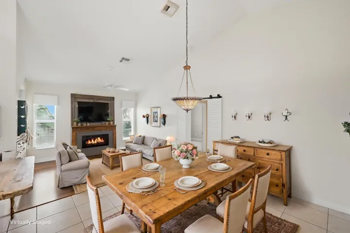 29-web-or-mls-426-ne-vanda-terrado