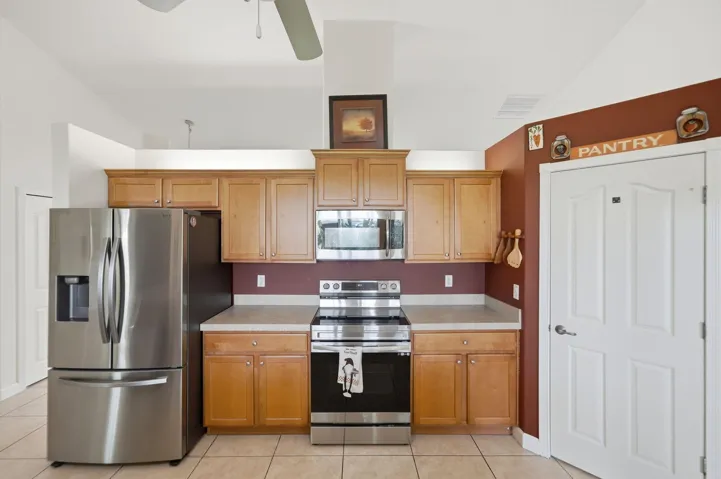 34-web-or-mls-426-ne-vanda-terrado
