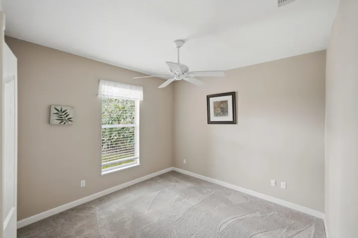 14-web-or-mls-426-ne-vanda-terrado