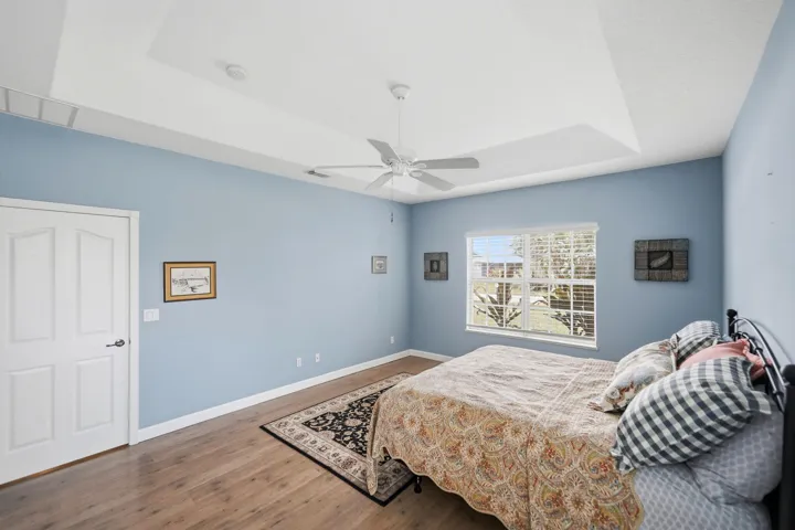49-web-or-mls-426-ne-vanda-terrado