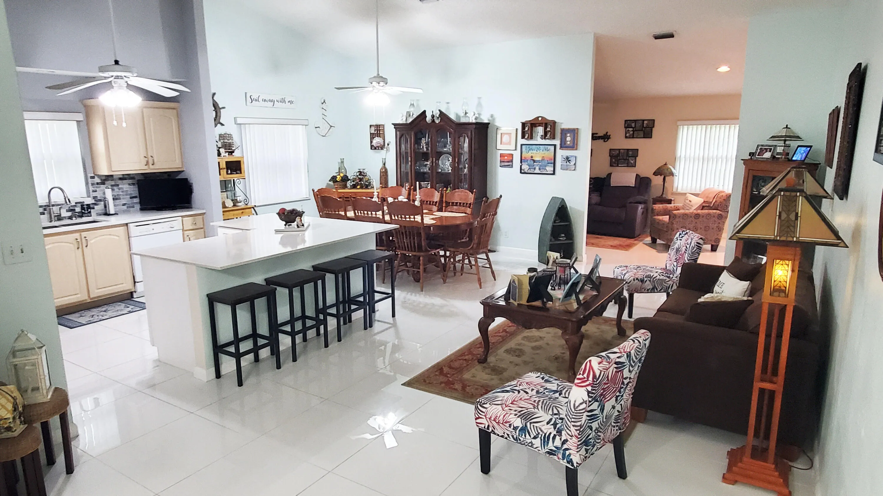 Wide open living area with vaulted ceilings