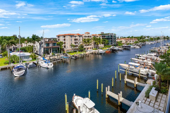 038-87IsleofVeniceDrive-FortLauderdale-F