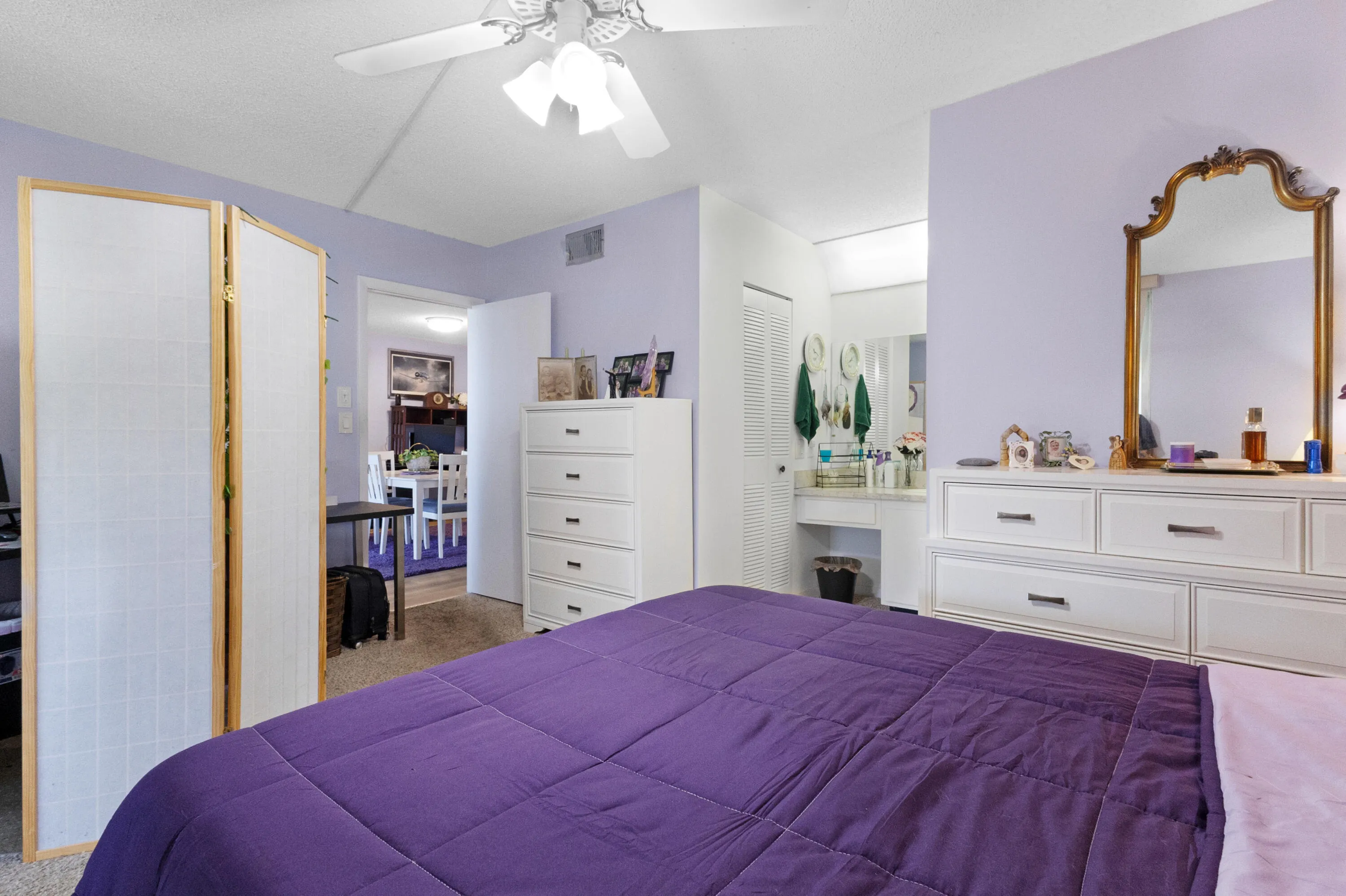 AccuTour_01 6870-royal-palm-blvd-019