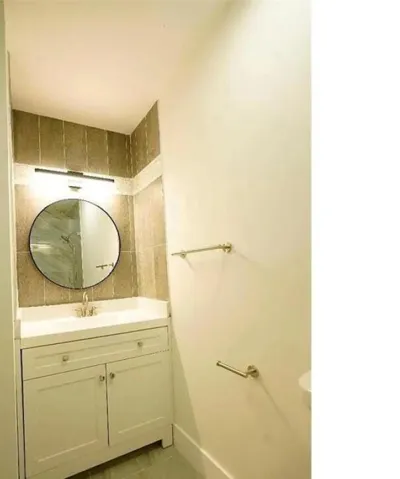bath1jpg