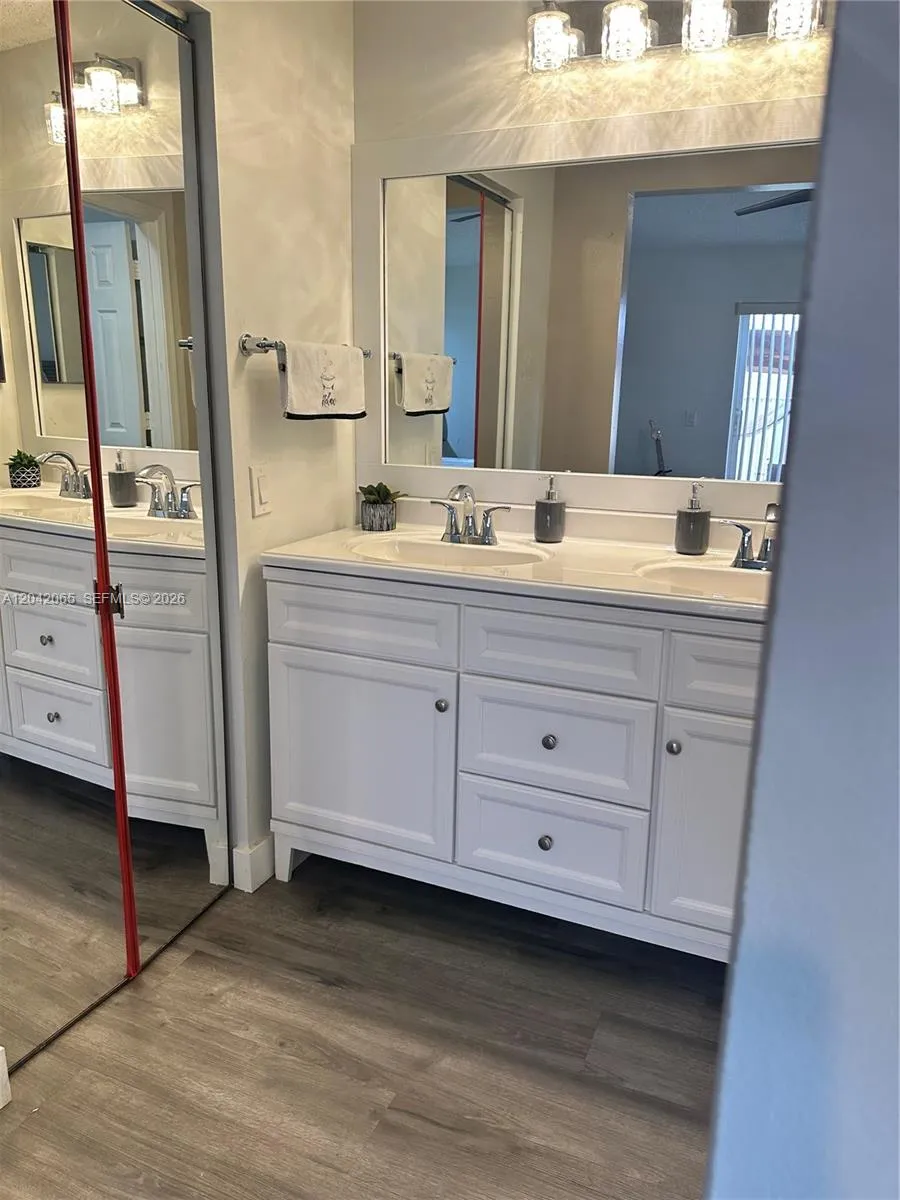 Principal Bathroom