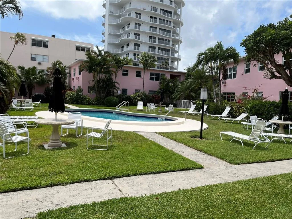 Courtyard Garden