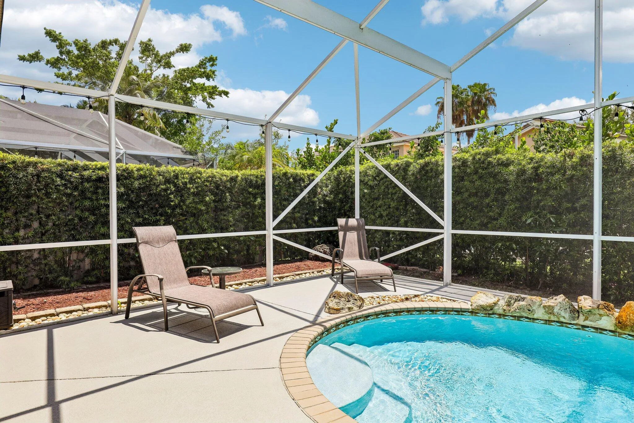 46-web-or-mls-NW 112th Ter-S2306-046
