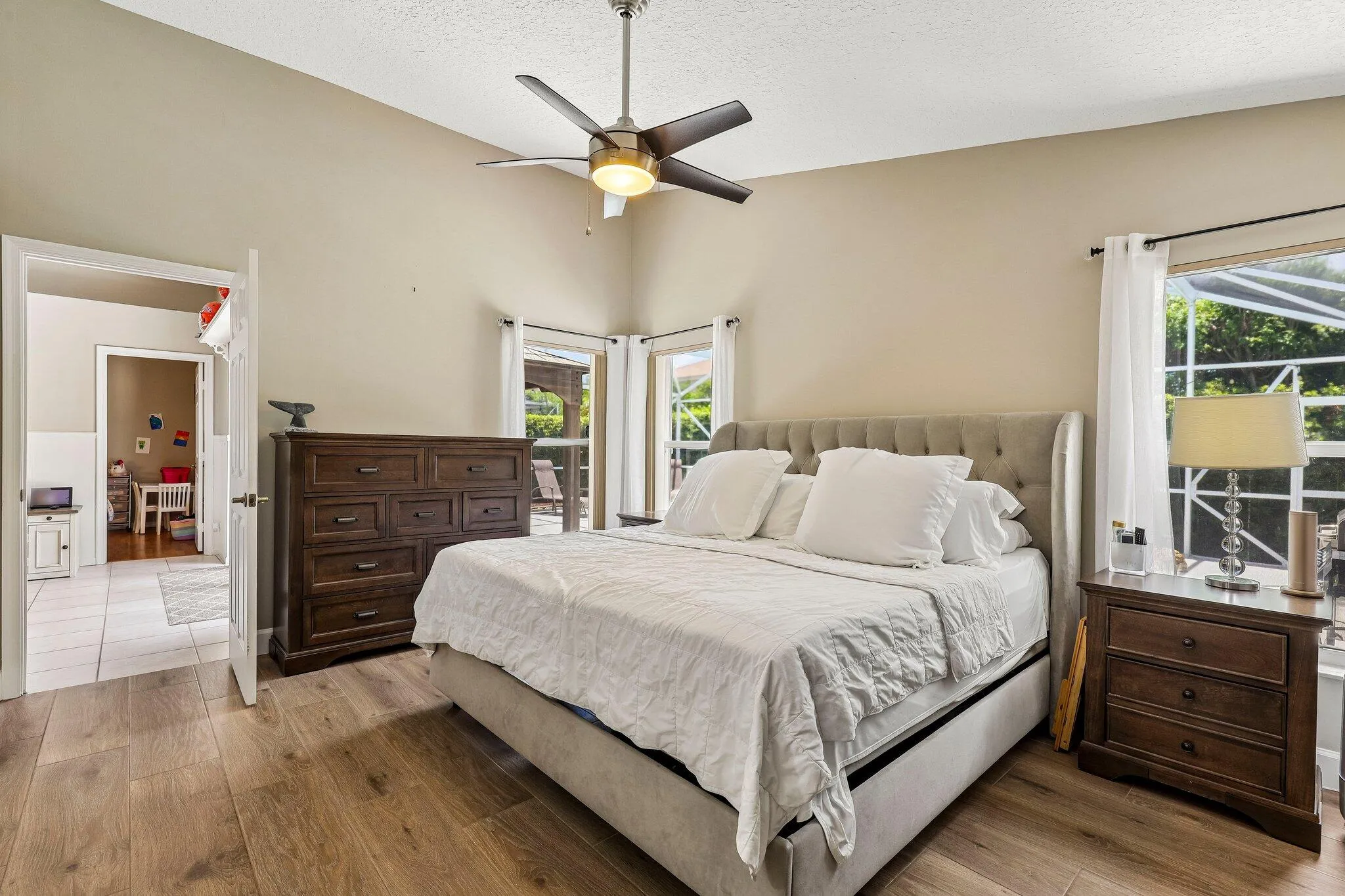 26-web-or-mls-NW 112th Ter-S2306-026