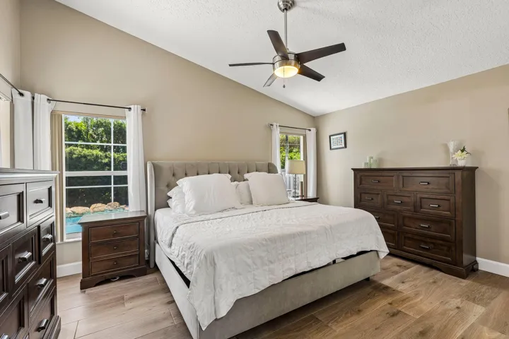 24-web-or-mls-NW 112th Ter-S2306-024