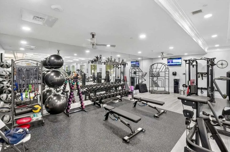 Property photo 65