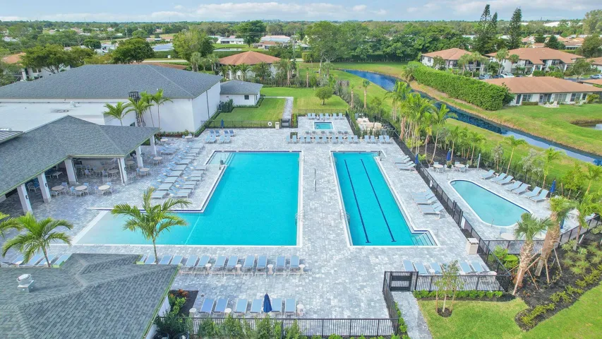 Palm greens pool